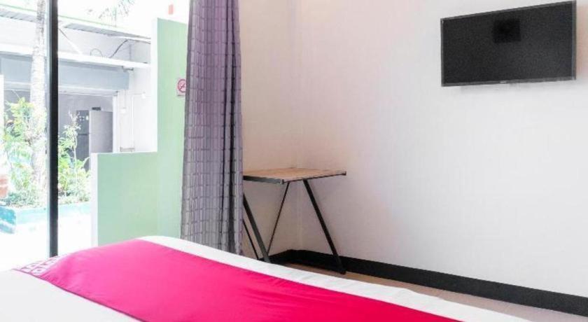 Oyo 450 Rawai Studios Resort Zewnętrze zdjęcie